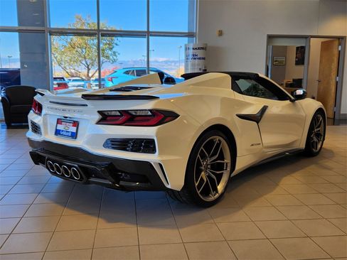 New 2026 Chevrolet Corvette Z06 w/ Chrome Exterior Badge Package image 5