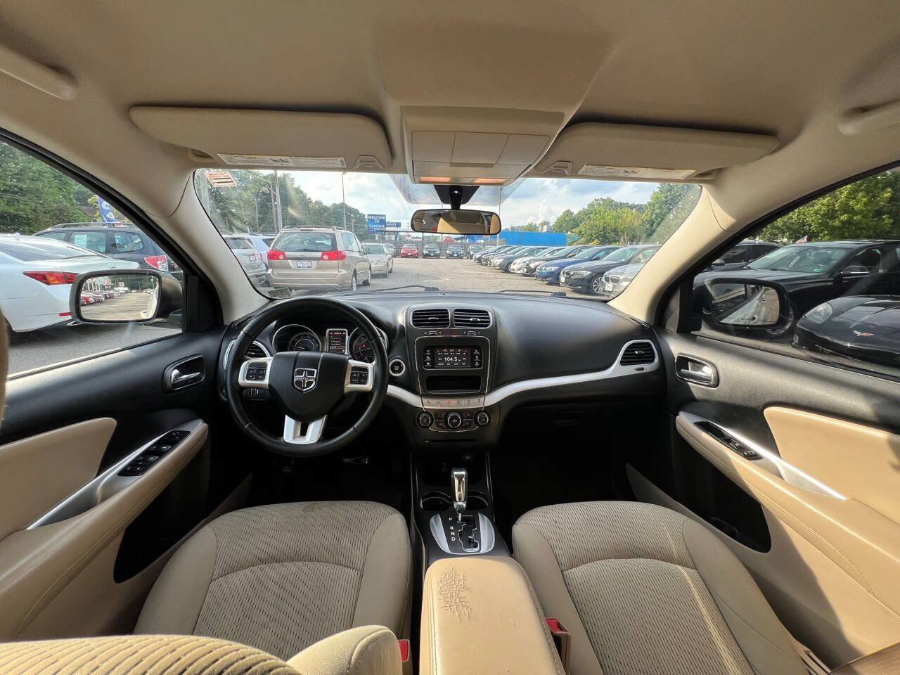 Used 2017 Dodge Journey SE w/ Flexible Seating Group FWD image 9