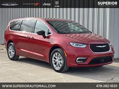 New 2026 Chrysler Pacifica Limited