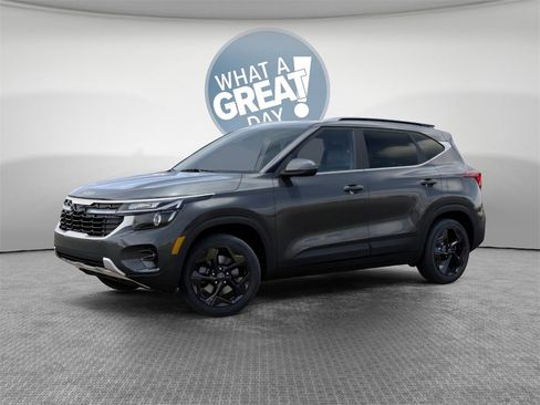 New 2026 Kia Seltos EX image 3