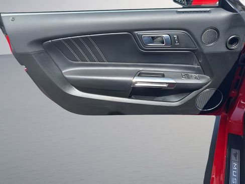 Used 2022 Ford Mustang GT Premium RWD image 23