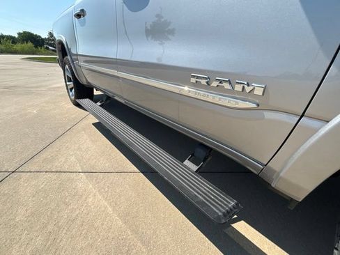 Used 2022 RAM 1500 Limited AWD/4WD image 35