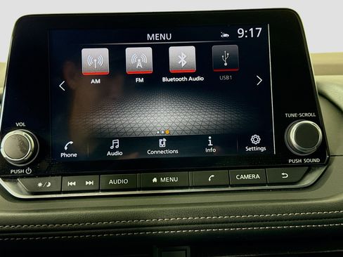 Used 2023 Nissan Rogue SV FWD image 13