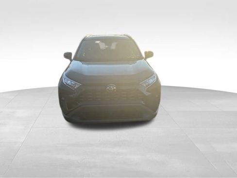 Used 2021 Toyota RAV4 XLE image 8