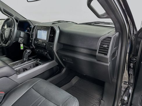 Used 2018 Ford F150 XLT w/ Equipment Group 302A Luxury AWD/4WD image 34