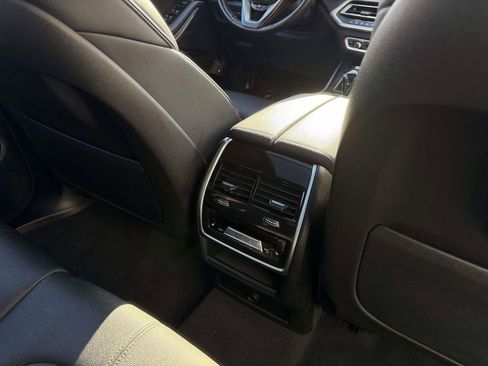 Used 2022 BMW X5 xDrive45e image 21