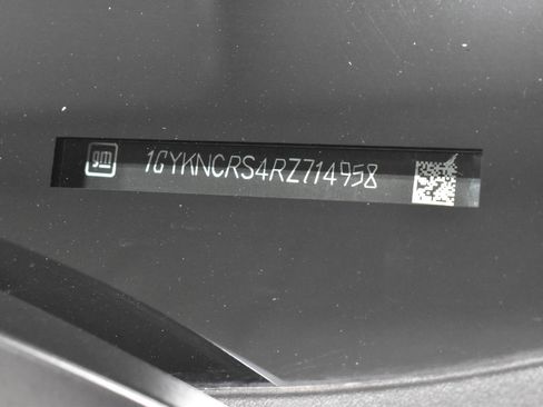 Used 2024 Cadillac XT5 Premium Luxury w/ LPO, Floor Liner Package image 38