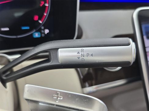 Used 2023 Mercedes-Benz S 500 4MATIC image 23