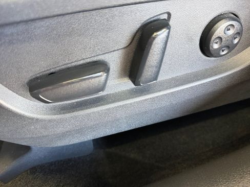 Used 2022 INFINITI QX50 Luxe FWD image 14