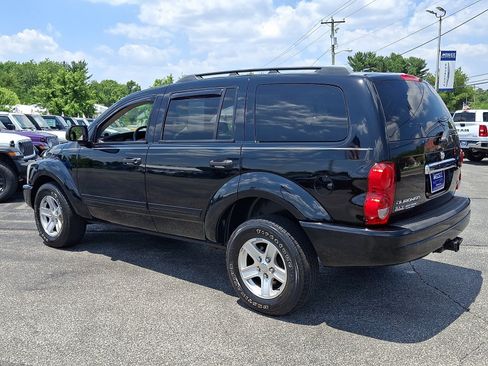 Used 2005 Dodge Durango SLT w/ Trailer Tow Group AWD/4WD image 4