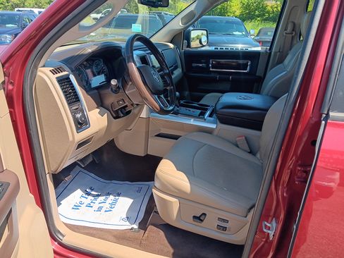 Used 2012 RAM 1500 Laramie AWD/4WD image 10