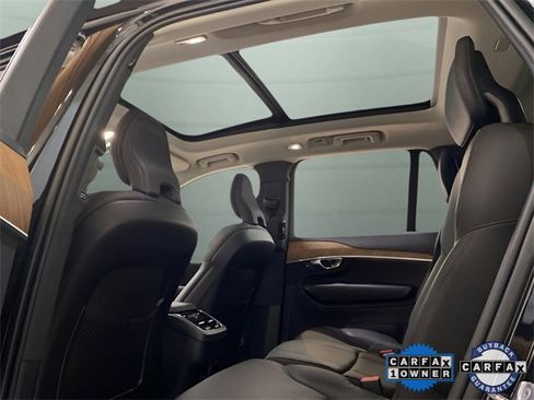 Used 2025 Volvo XC90 B6 Plus image 23