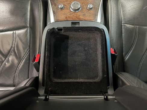 Used 2013 INFINITI JX35 AWD w/ Premium Pkg image 48