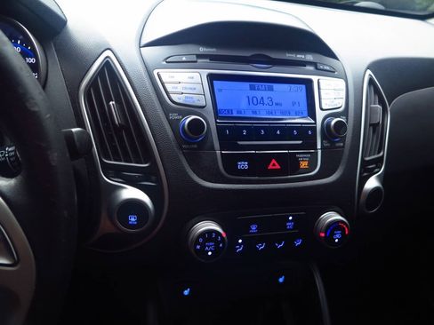 Used 2013 Hyundai Tucson GLS AWD/4WD image 8