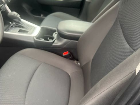 Used 2023 Toyota RAV4 LE image 4