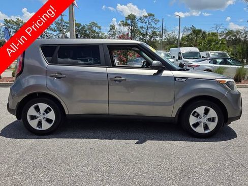 Used 2016 Kia Soul FWD image 6
