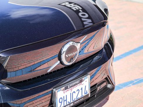 Used 2023 Volvo C40 P8 Recharge Ultimate image 13