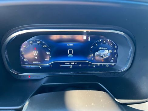 Used 2022 Chevrolet Tahoe Z71 w/ Luxury Package image 47