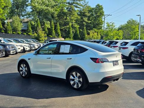 Used 2021 Tesla Model Y Long Range AWD/4WD image 13