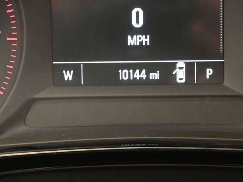 Used 2025 Chevrolet Trax LS image 19