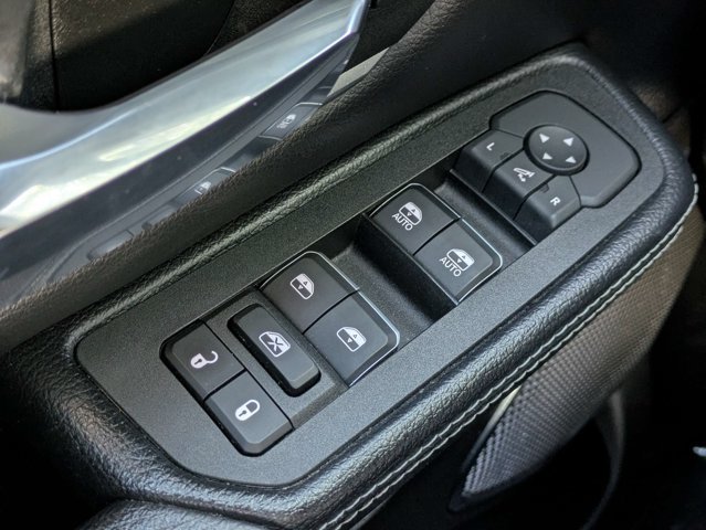 Used 2025 RAM 1500 Laramie w/ Sport Appearance Package AWD/4WD image 23