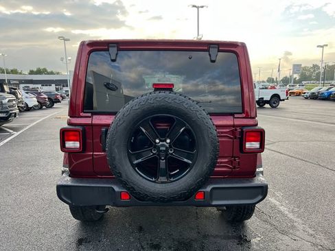 Used 2021 Jeep Wrangler Unlimited Sahara AWD/4WD image 6