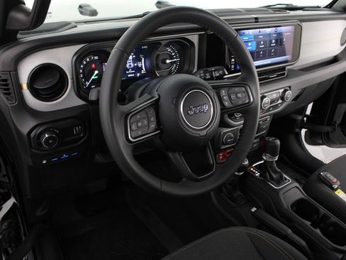 Used 2025 Jeep Wrangler Unlimited Sport S 4xe AWD/4WD image 8