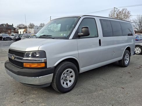 Used 2014 Chevrolet Express 1500 LT w/ LT Preferred Equipment Group image 3