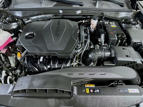 Used 2025 Hyundai Sonata SEL FWD image 33