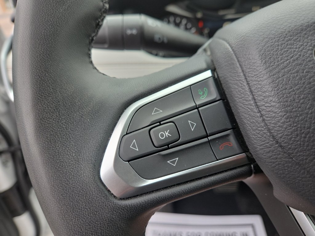 Used 2025 Jeep Compass Limited AWD/4WD image 28