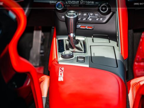 Used 2019 Chevrolet Corvette Z06 RWD image 23