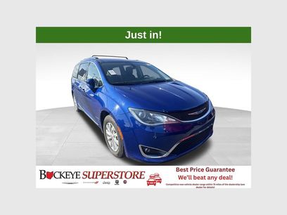 Used 2019 Chrysler Pacifica Touring-L