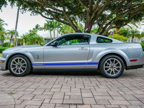 Used 2009 Ford Mustang Shelby GT500 image 3