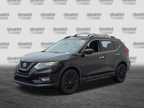 Used 2018 Nissan Rogue SV w/ Premium Package image 5