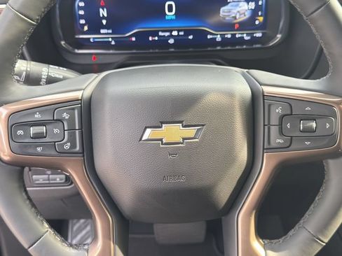 Used 2024 Chevrolet Suburban High Country AWD/4WD image 28