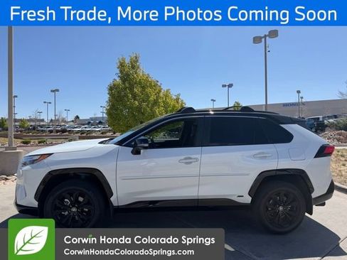 Used 2025 Toyota RAV4 XSE AWD/4WD image 4