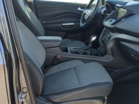 Used 2019 Ford Escape SE AWD/4WD image 24