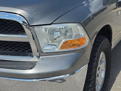 Used 2012 RAM 1500 Classic SLT RWD image 25