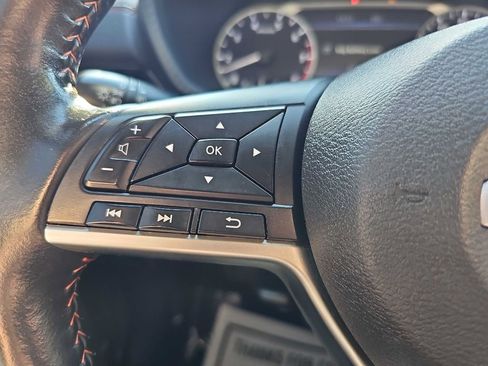 Used 2023 Nissan Sentra SR w/ SR Premium Package image 23