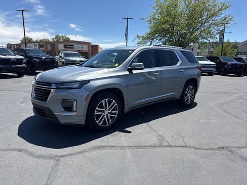 Used 2024 Chevrolet Traverse High Country w/ LPO, Floor Liner Package AWD/4WD image 3