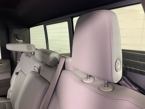 New 2026 GMC Sierra 2500 SLT w/ SLT Premium Package image 23