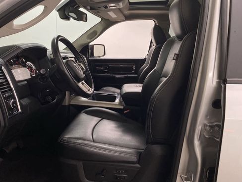 Used 2017 RAM 1500 Laramie w/ Convenience Group image 13