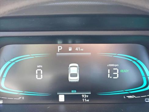 New 2026 Hyundai Elantra Blue image 13