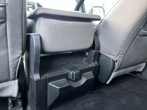 Used 2015 Ford F150 XLT w/ Equipment Group 302A Luxury image 22