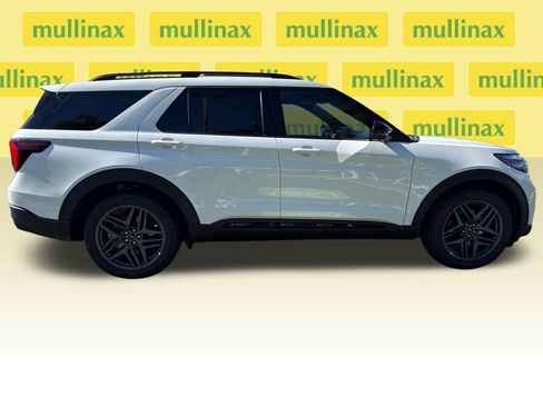 New 2026 Ford Explorer ST w/ Sun And Sound Package image 18