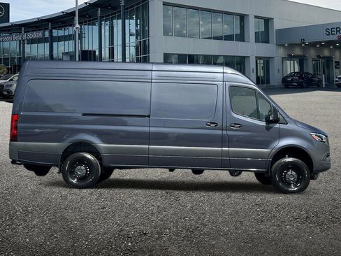 New 2026 Mercedes-Benz Sprinter 2500 image 3
