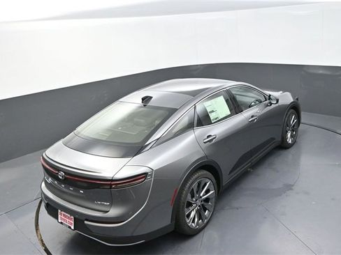 New 2026 Toyota Crown Limited w/ Advanced Technology Package image 25