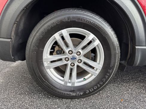 Used 2022 Ford Explorer XLT w/ Class IV Trailer Tow Package image 9