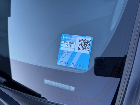 Used 2024 Toyota Prius Prime Premium image 25