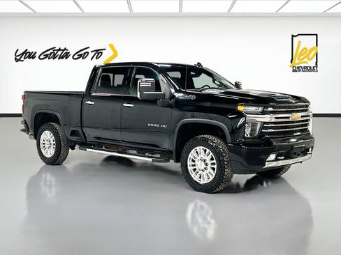 Used 2021 Chevrolet Silverado 2500 High Country image 3